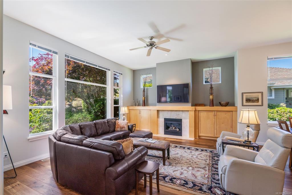 Third View of 1396 Gabriola Dr, Craig Bay, Parksville, BC, V9P 2Y5