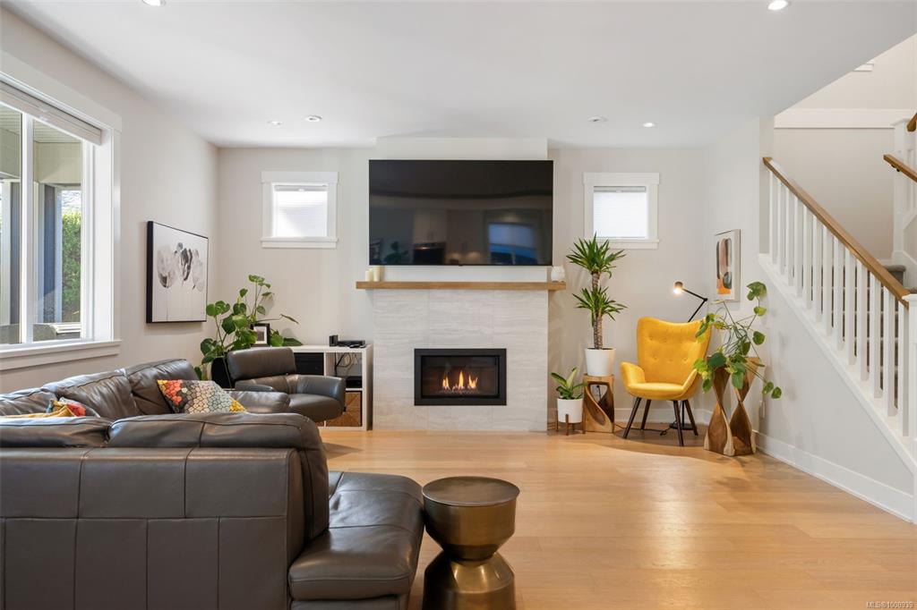 Fifth View of 1283 Flint Ave, Langford, BC, V9B 0Y6