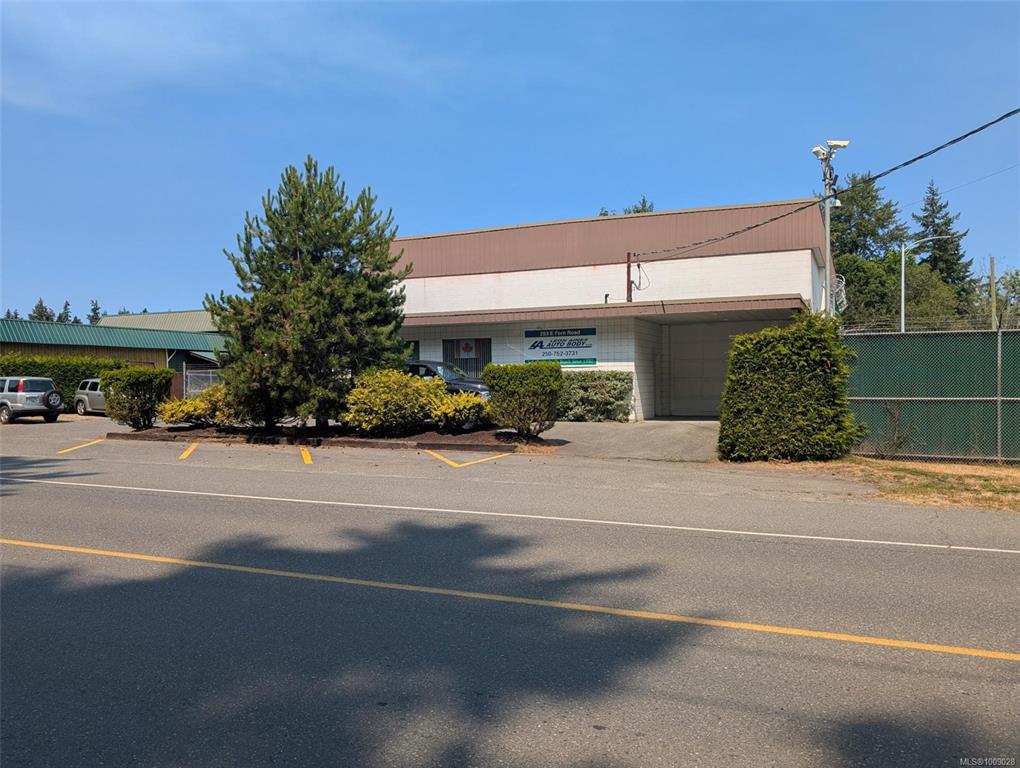 253 Fern Rd, 1009028, BC,