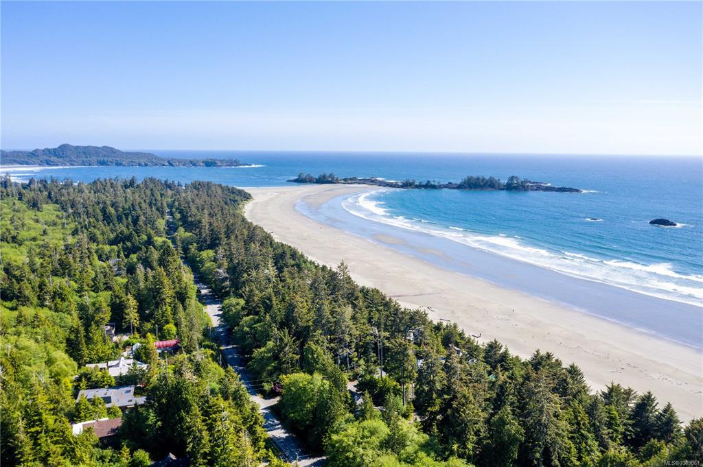Third View of 1208 Lynn Rd, Tofino, BC, V0R 2Z0