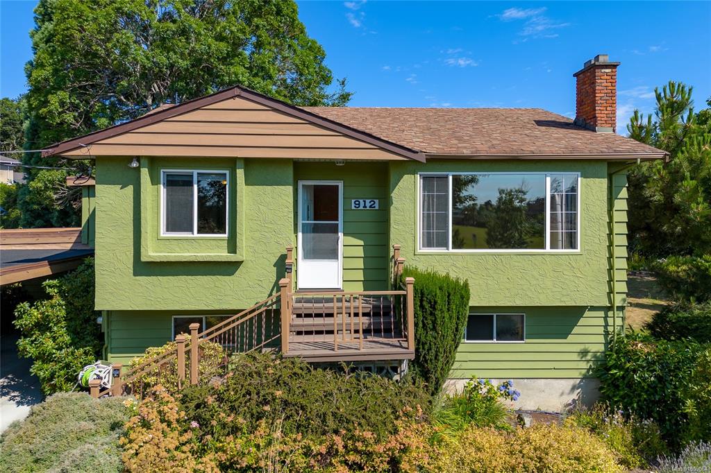 912 Burnside Rd W, 1009064, BC,