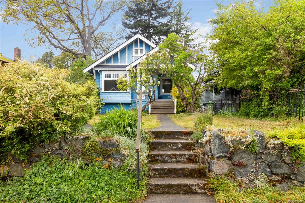 1020 Chamberlain St, 1009083, BC,