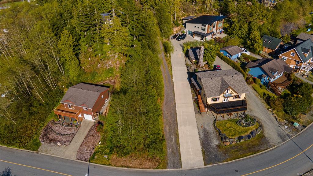 Fourth View of 338 Pacific Cres, Ucluelet, BC, V0R 3A0