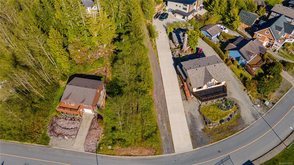 Fifth View of 338 Pacific Cres, Ucluelet, BC, V0R 3A0