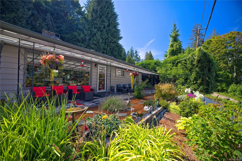 Third View of 185 Charlesworth Rd, Salt Spring, BC, V8K 2J7