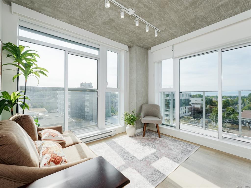 Fifth View of 1097 View St, Victoria, BC, V8V 0G9