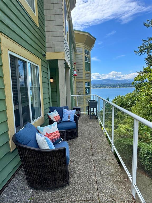 Fourth View of 2275 Comox Ave, Comox, BC, V9M 1X6