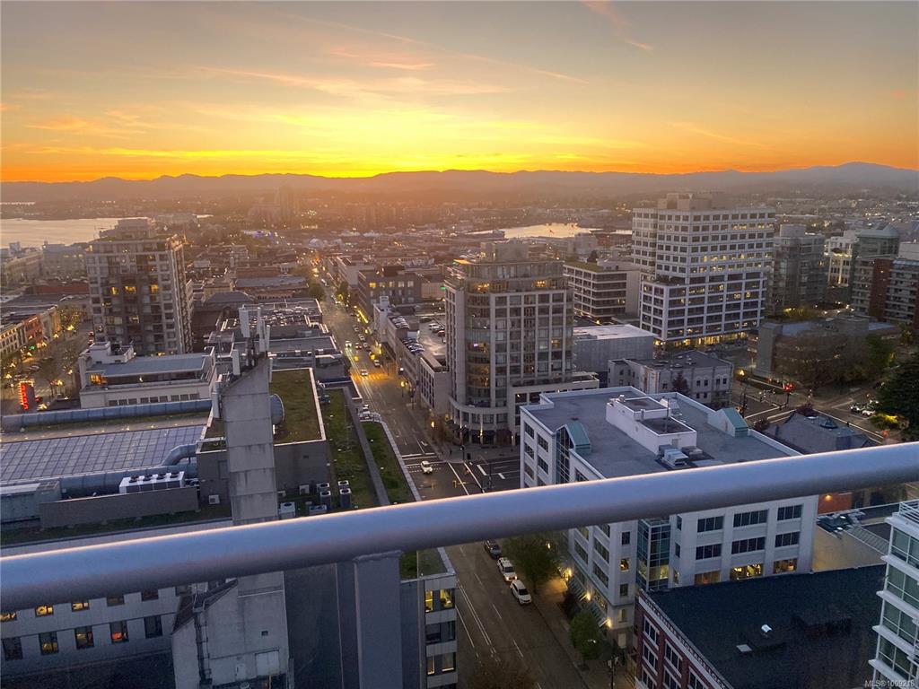 845 Johnson St, 1009218, BC,