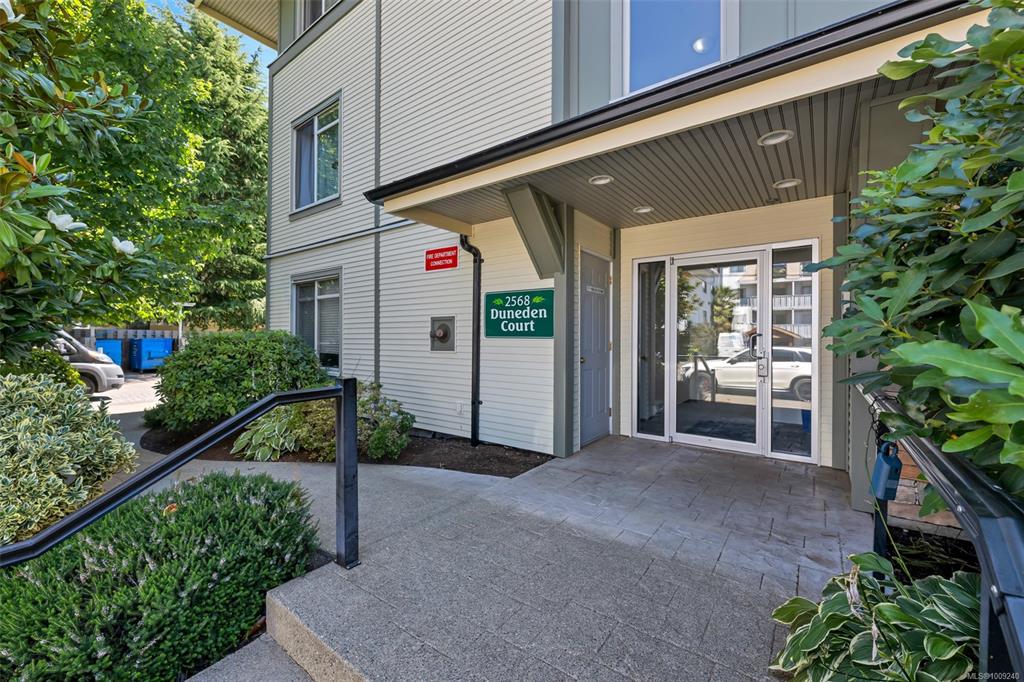 2568 Dingwall St, 1009240, BC,
