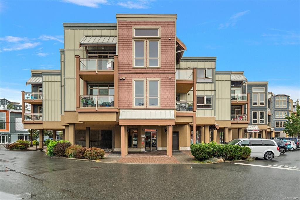 751 Goldstream Ave, 1009255, BC,