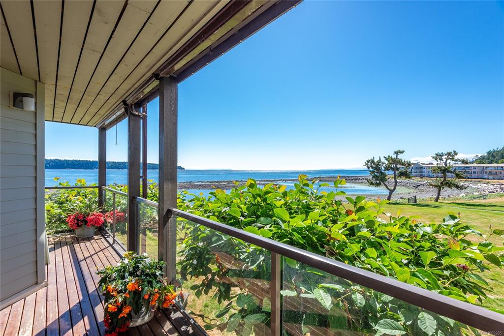 Fifth View of 27 Island Hwy S, Hidden Harbour, Campbell River, BC, V9W 1A2
