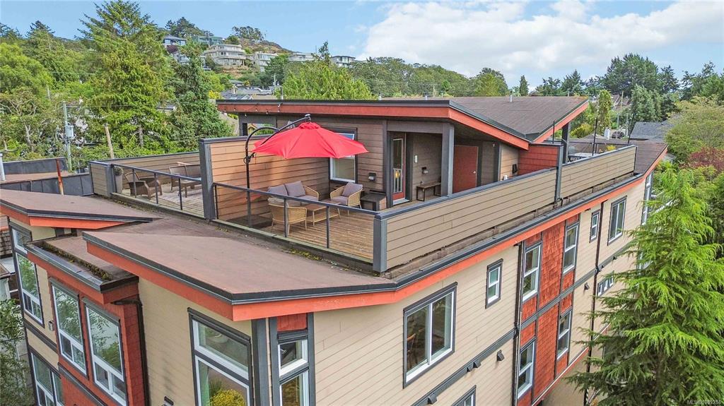 Third View of 1827 Fairfield Rd, Victoria, BC, V8S 1G9