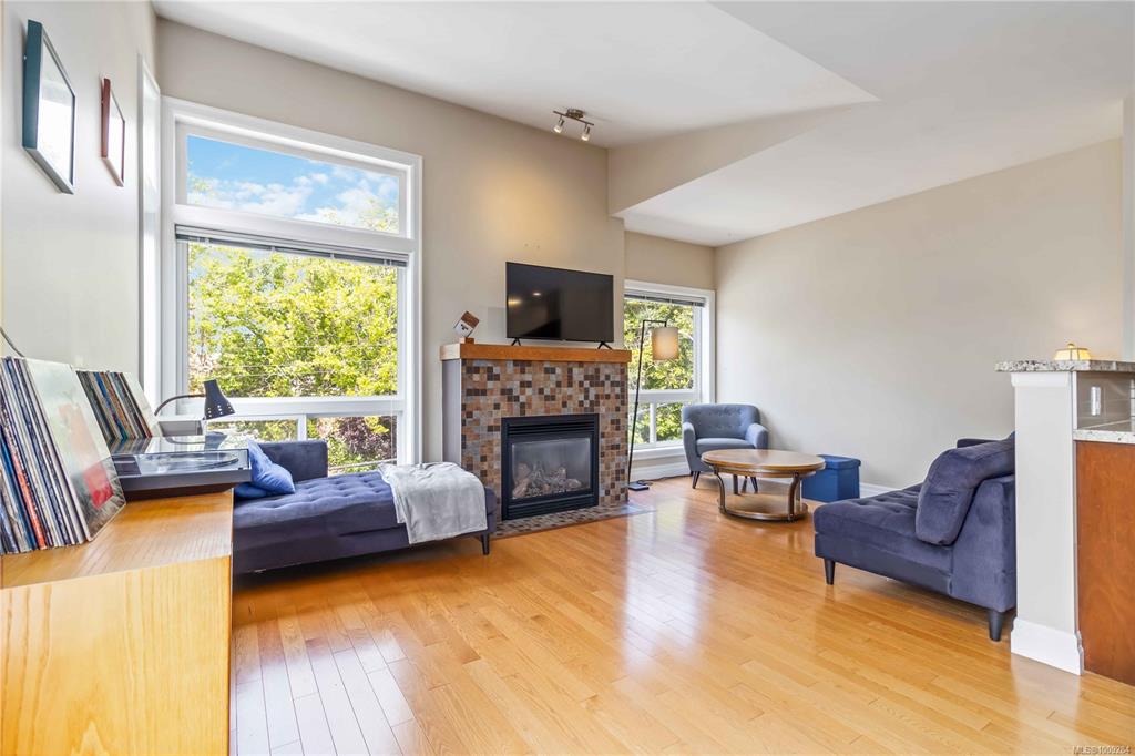 Fifth View of 1827 Fairfield Rd, Victoria, BC, V8S 1G9