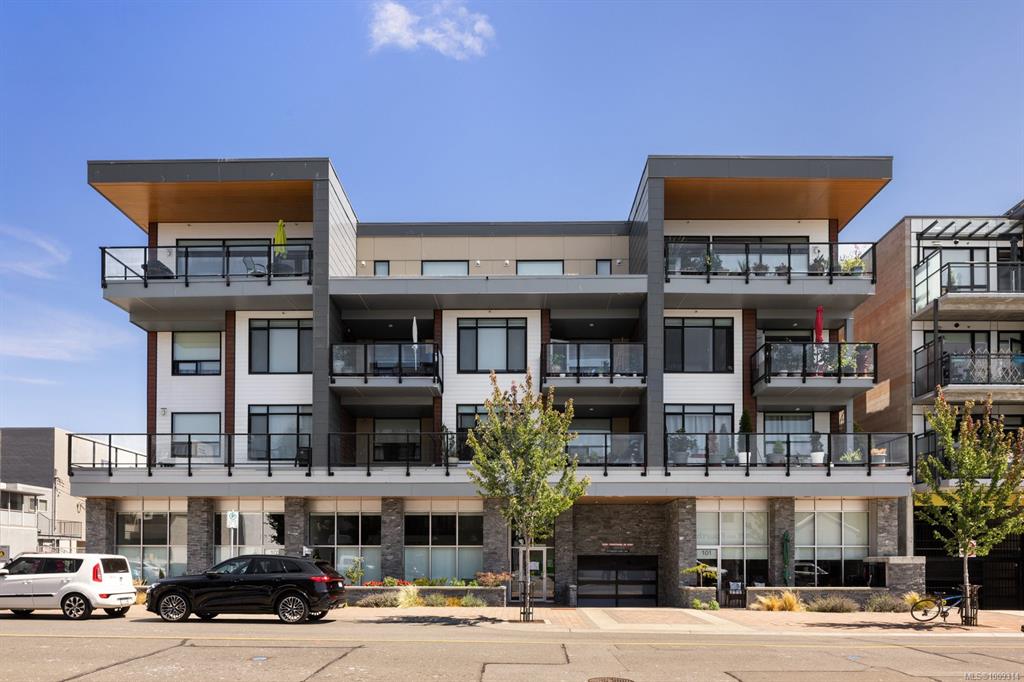 9775 Fourth St, 1009314, BC,
