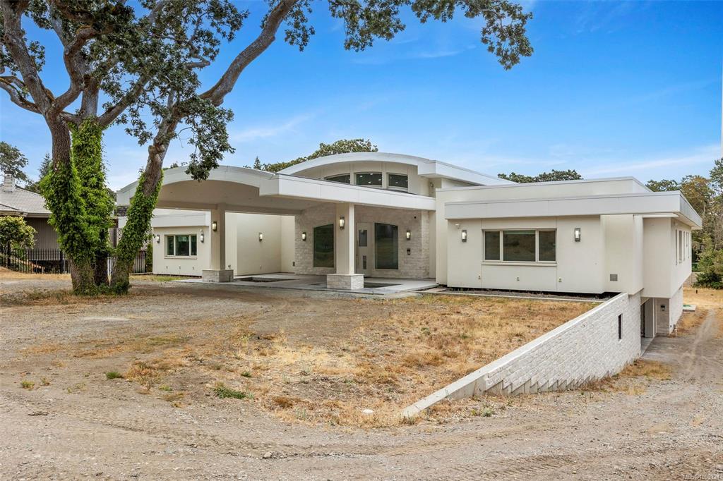 Third View of 3355 Midland Rd, Oak Bay, BC, V8R 6G7