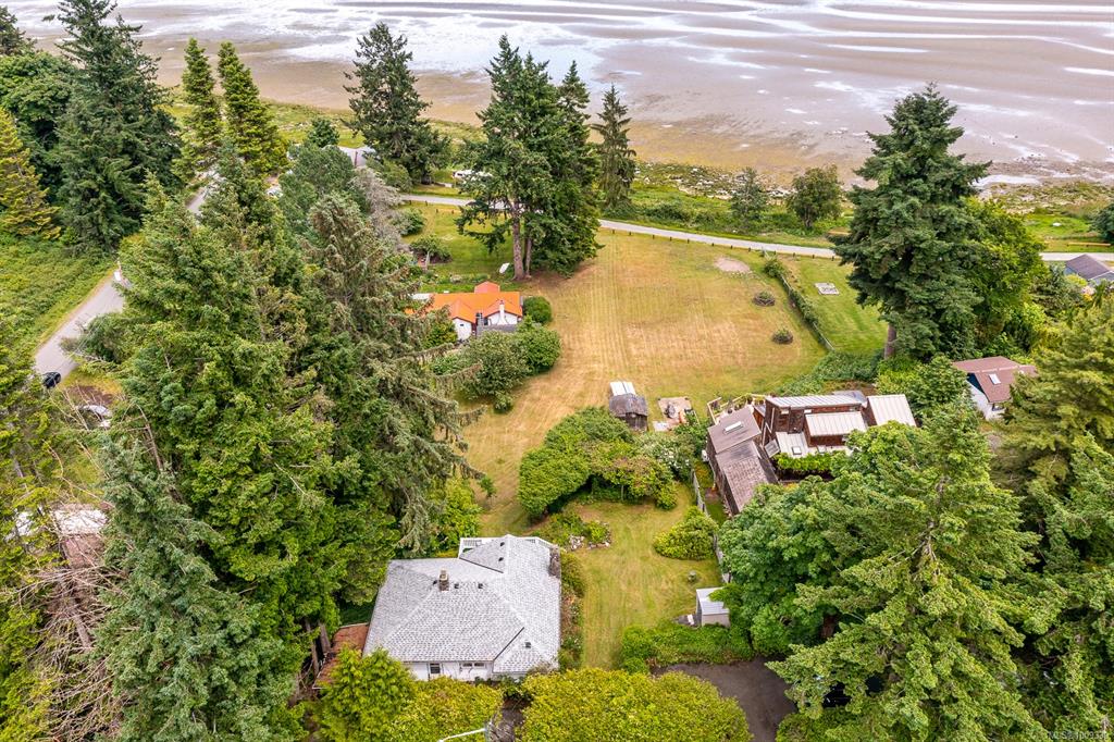 3508 Island Hwy S, 1009339, BC,