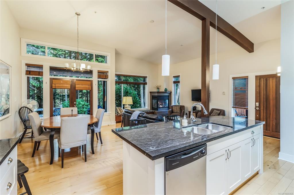 Fourth View of 1059 Tanglewood Pl, TANGLEWOOD, Parksville, BC, V9P 2N7