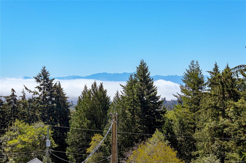 7074 Maple Park Terr, 1009367, BC,