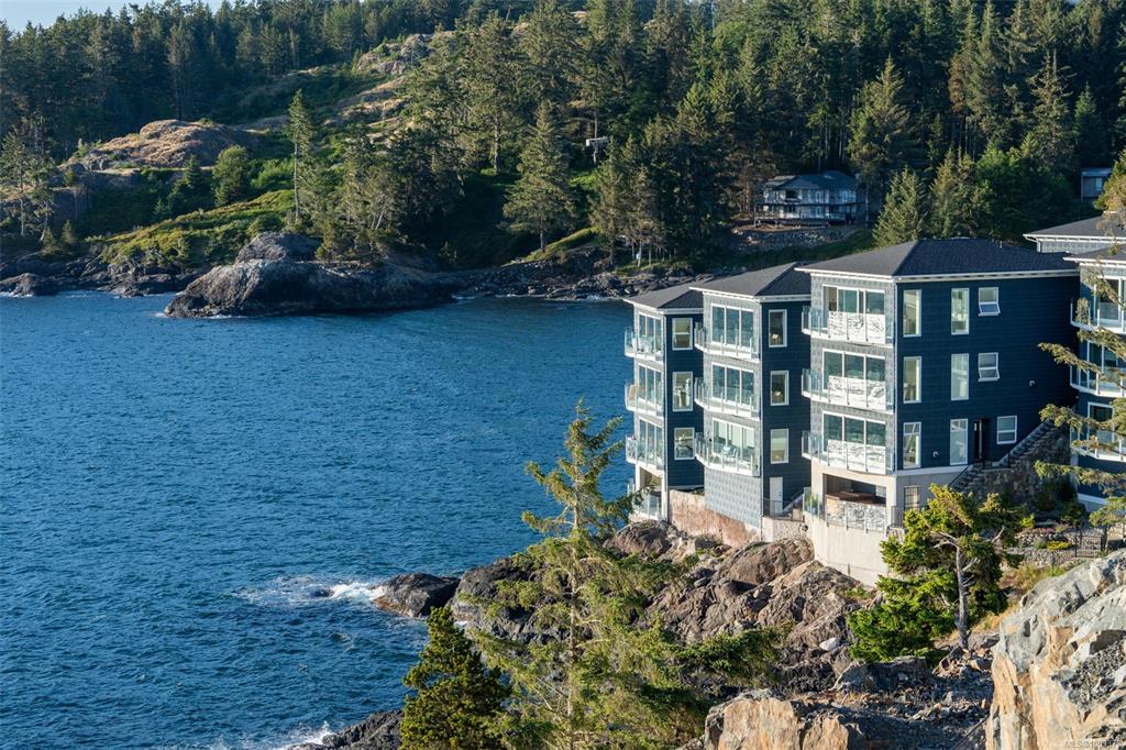 1000 Sookepoint Pl, 1009378, BC,