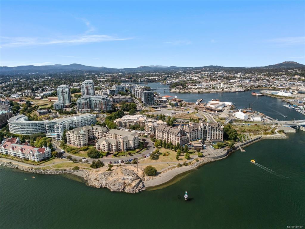 Fourth View of 27 Songhees Rd, The Peninsula, Victoria, BC, V9A 7M6