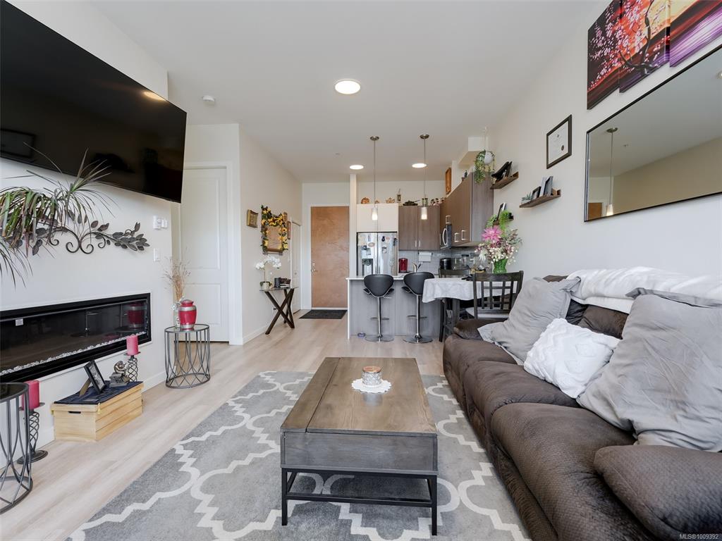 Fourth View of 815 Orono Ave, Langford, BC, V9B 2T9