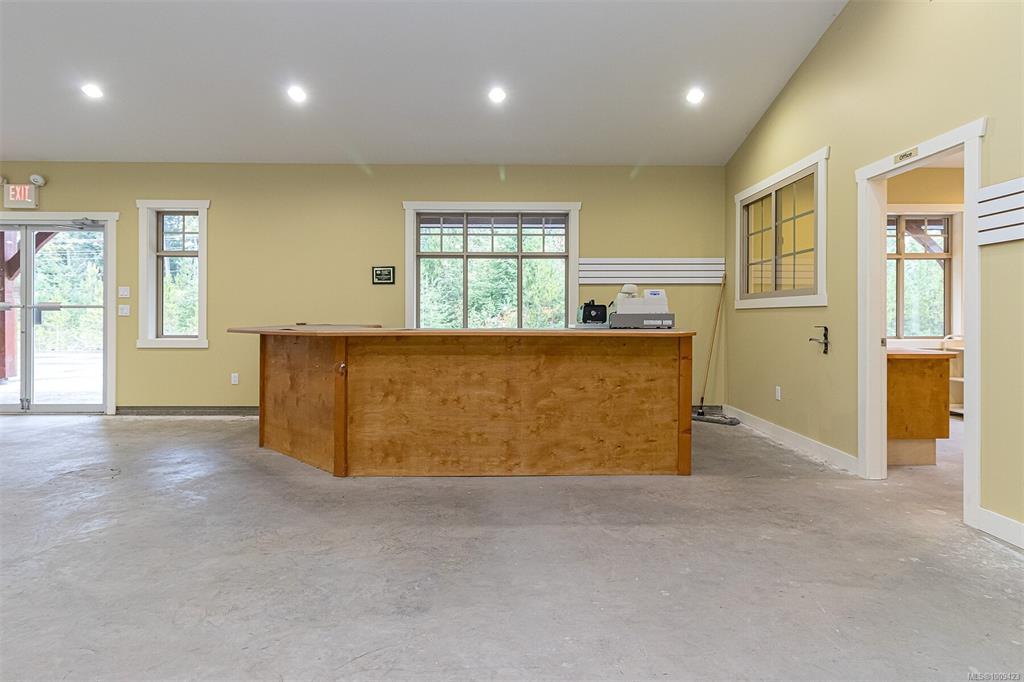 Fifth View of 230 Rupert Rd E, Qualicum Beach, BC, V9K 1R3
