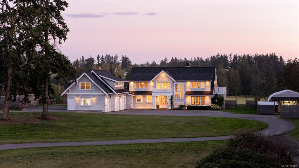 1527 Mount Newton Cross Rd, 1009435, BC,