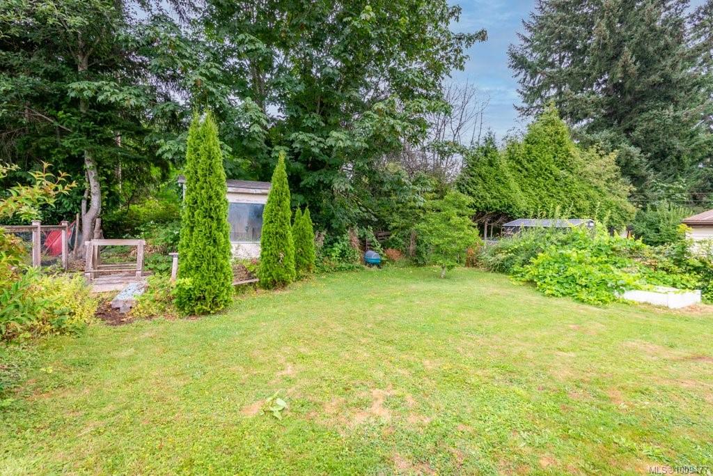 Fourth View of 2108 4th St E, Courtenay, BC, V9N 6V8