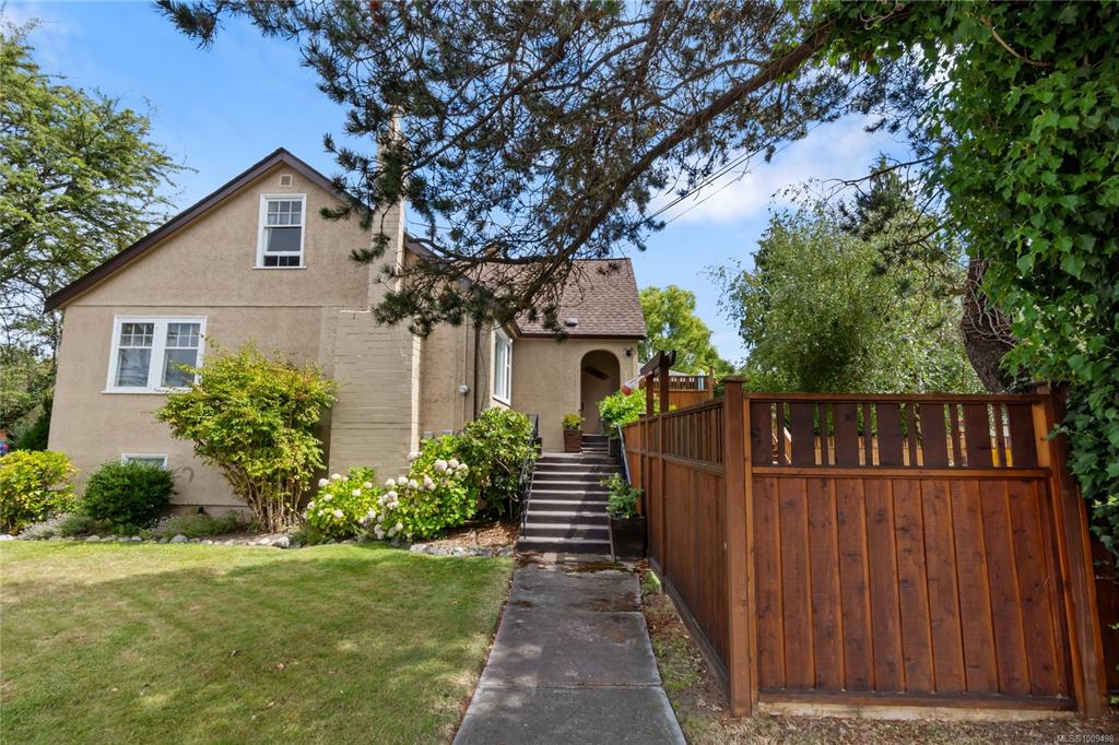 2761 Foul Bay Rd, 1009498, BC,