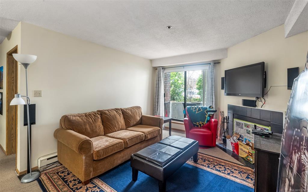 Fifth View of 1655 Begbie St, Victoria, BC, V8R 1L4