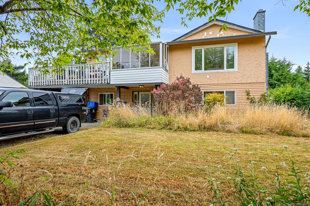 1826 Centennial Ave, 1010551, BC,