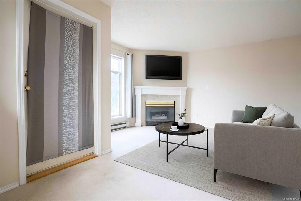 Fourth View of 2511 Quadra St, Victoria, BC, V8T 4E1