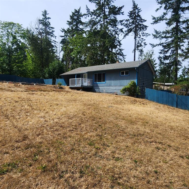 2067 2069 Akenhead Rd, 1010595, BC,