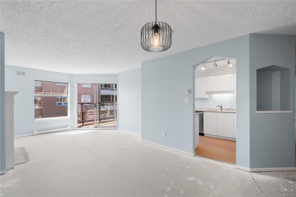 Fifth View of 935 Johnson St, Victoria, BC, V8V 3N5