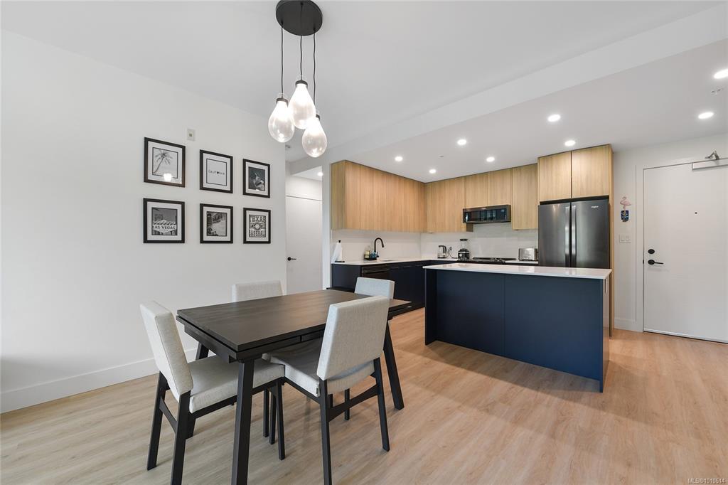 920 Reunion Ave, 1010614, BC,