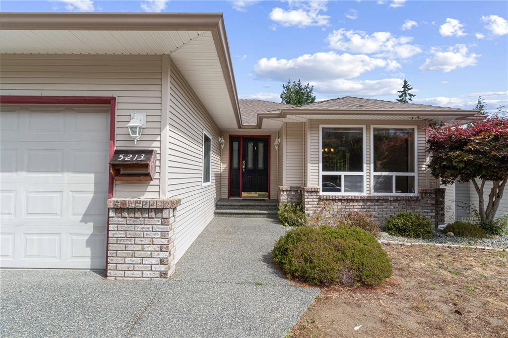 5213 Fox Pl, 1010632, BC,