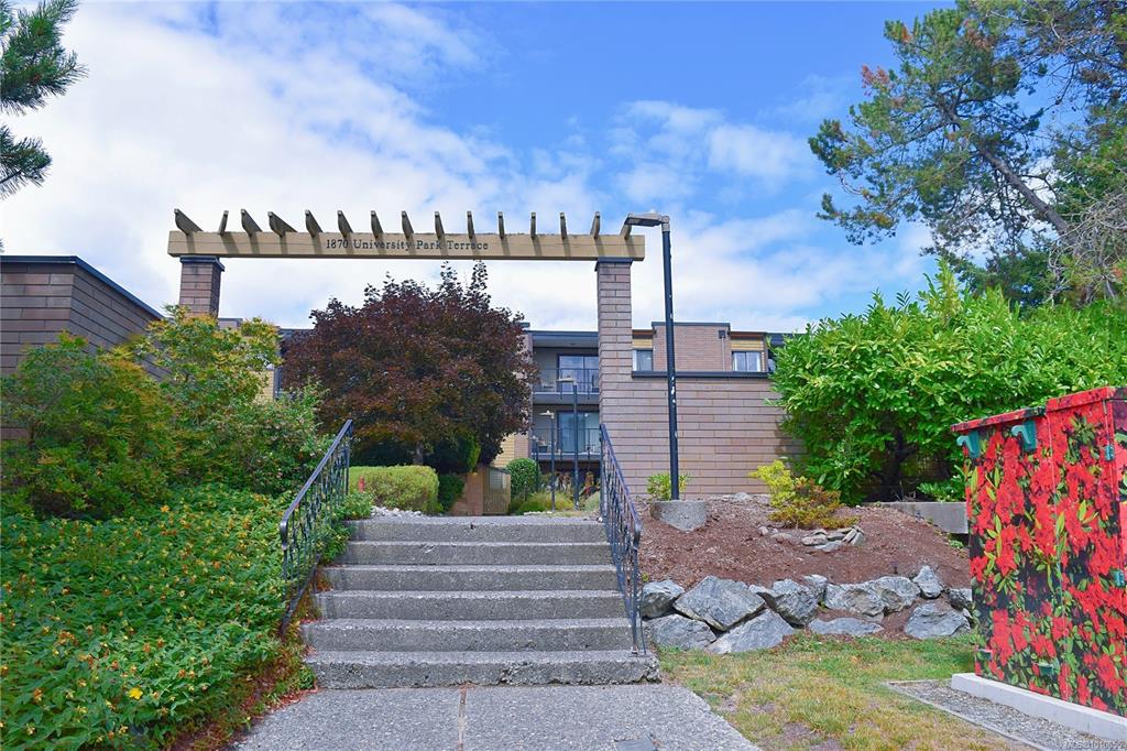 1870 Mckenzie Ave, 1010655, BC,