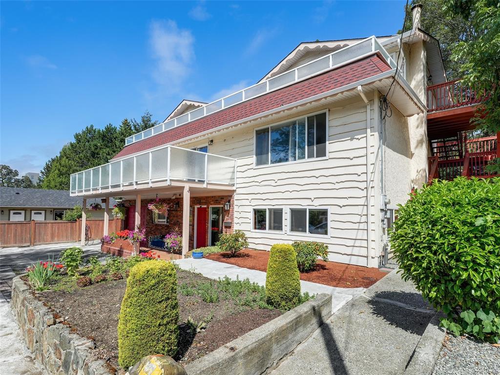 948 Mckenzie Ave, 1010657, BC,