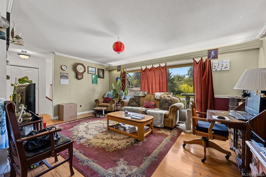 Fourth View of 4732 Oakridge Dr, Courtenay, BC, V9N 6A8