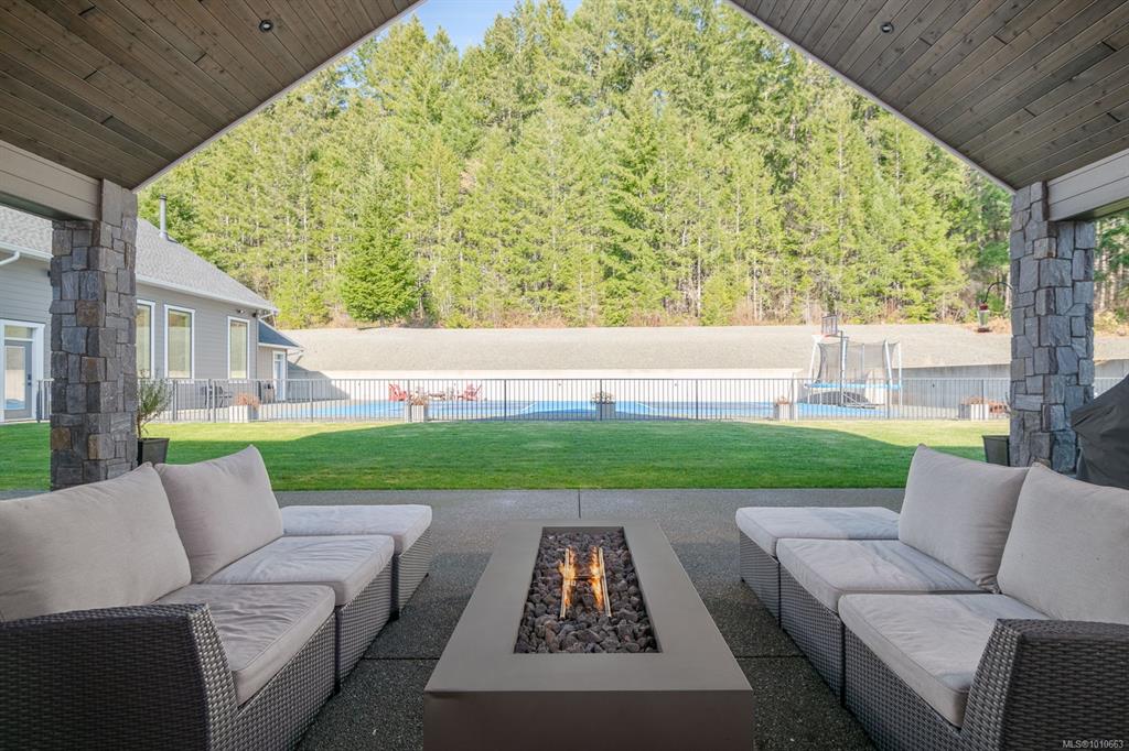 Third View of 6181 Chase Dr, Port Alberni, BC, V9Y 0C2
