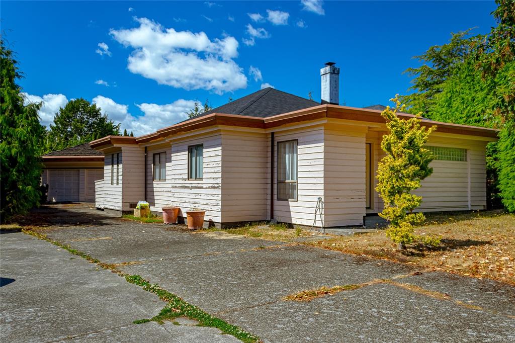 Third View of 2297 Covington Pl, Saanich, BC, V8N 5R1