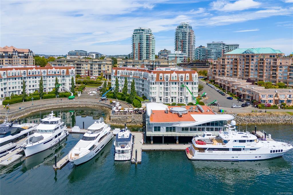 10 Paul Kane Pl, 1010722, BC,