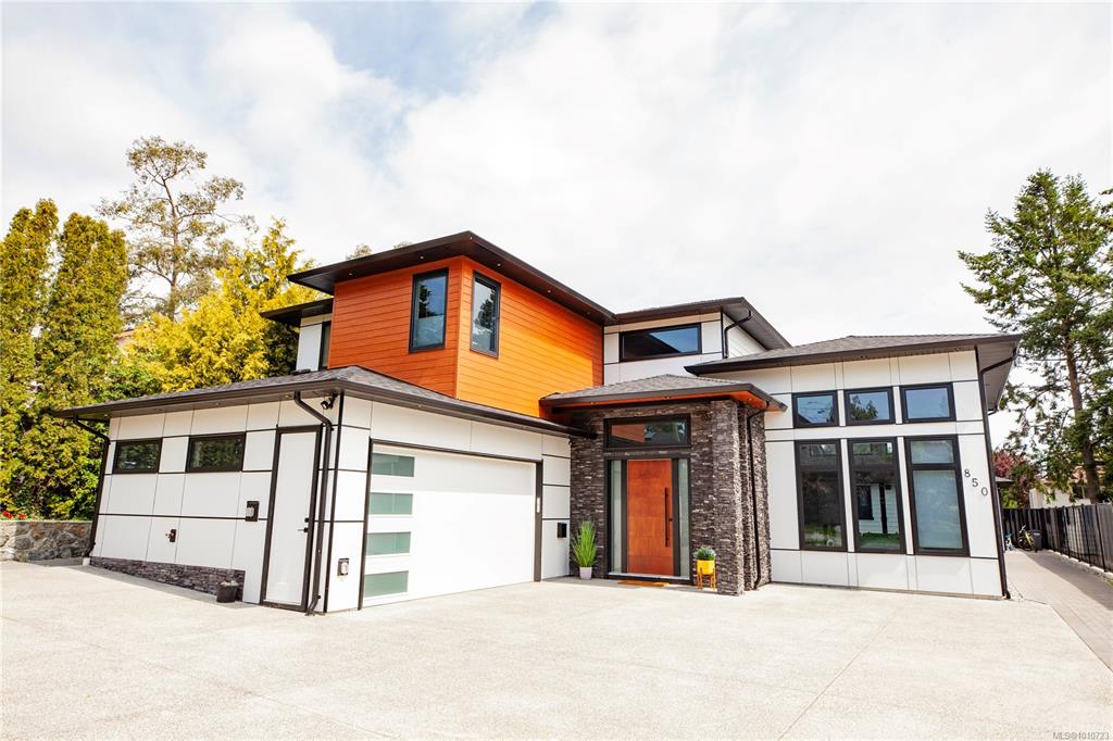 850 Snowdrop Ave, 1010723, BC,