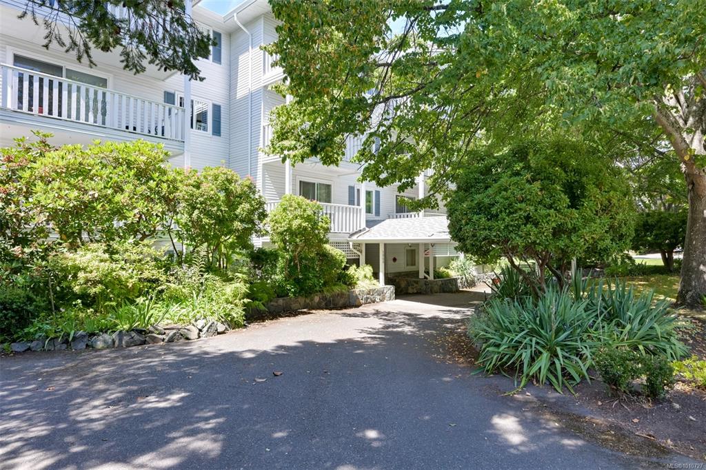Second View of 1060 Linden Ave, Colonnade, Victoria, BC, V8V 4H2