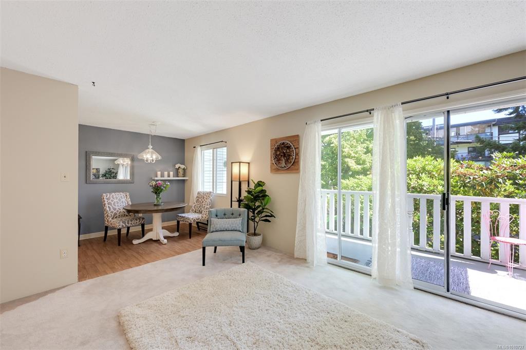 Fifth View of 1060 Linden Ave, Colonnade, Victoria, BC, V8V 4H2