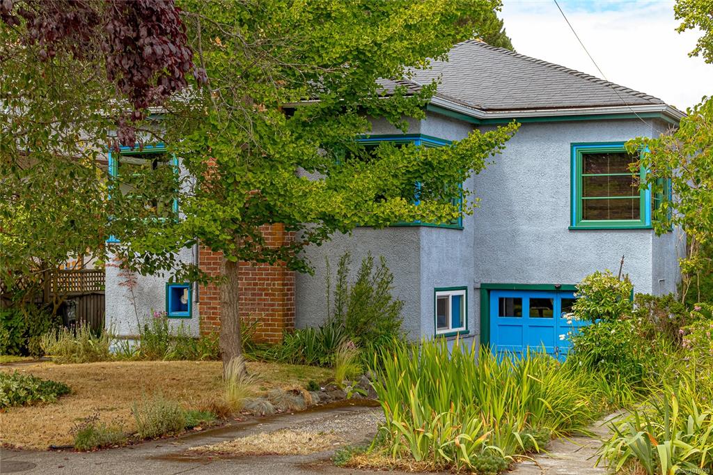 1166 Burdett Ave, 1010733, BC,