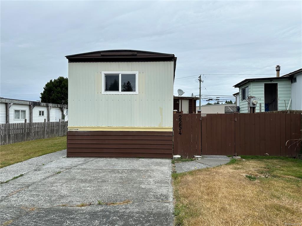 2254 Camosun Cres, 1010755, BC,
