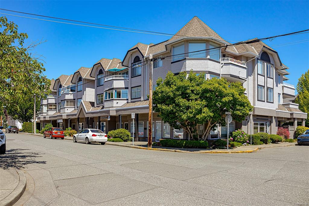 9717 Third St, 1010778, BC,