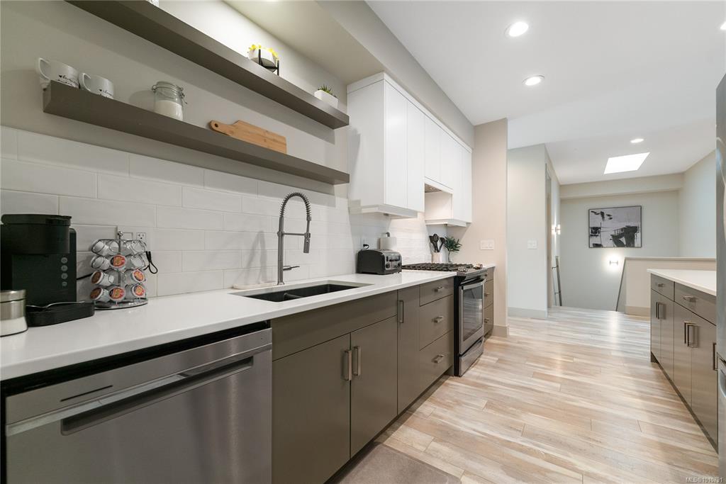 Second View of 4981 Dunn Pl, Nanaimo, BC, V9T 0J2
