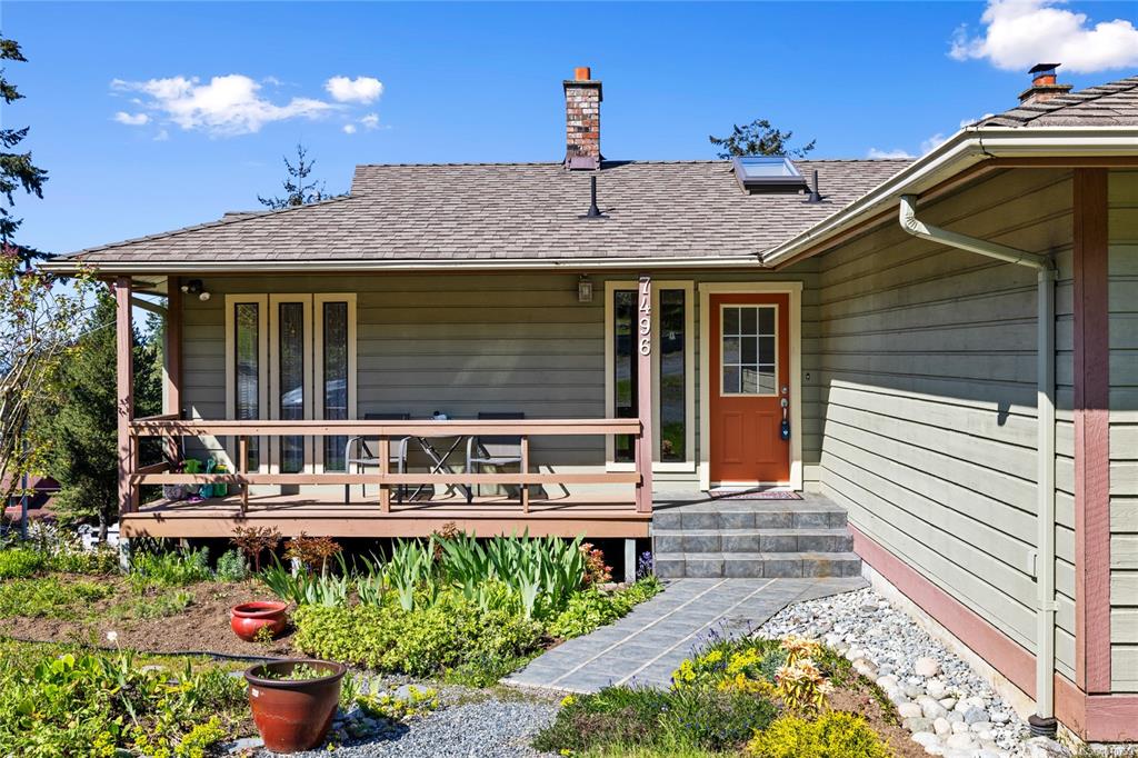 Fifth View of 7496 Clark Cres, Lantzville, BC, V0R 2H0